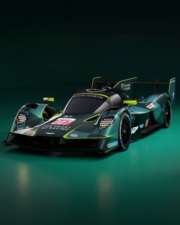 Mô Hình Aston Martin Valhalla 2025